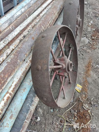 Железные колеса