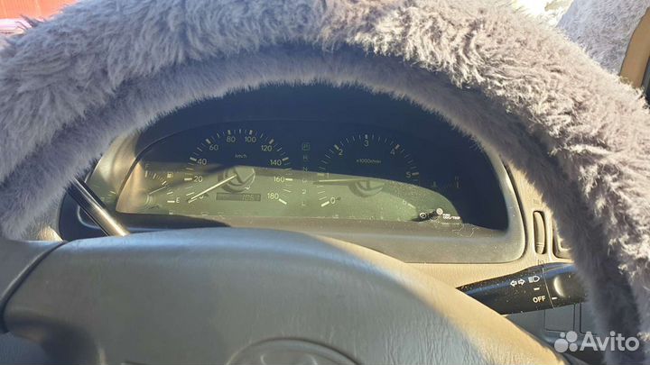 Toyota Gaia 2.2 AT, 1998, 180 000 км