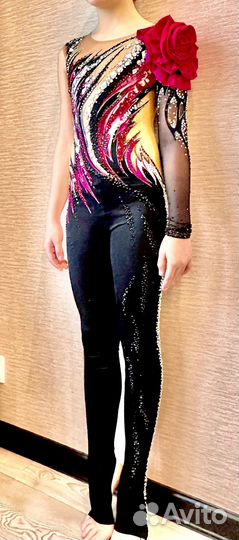 Купальник для художественной гимнастики