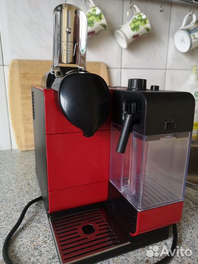 Кофемашина Nespresso Delonghi капсульная