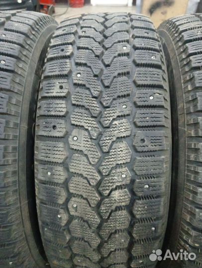 Yokohama Ice Guard F700Z 195/65 R15