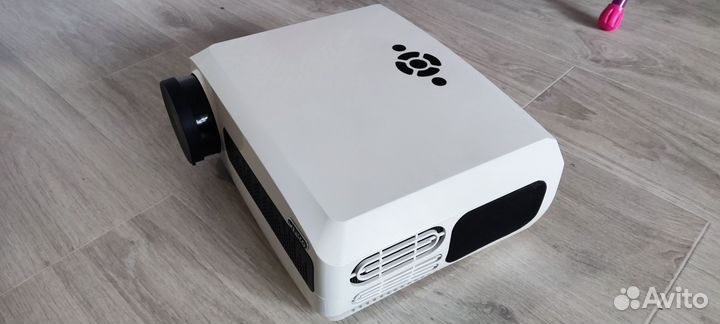 Проектор wzatco c3