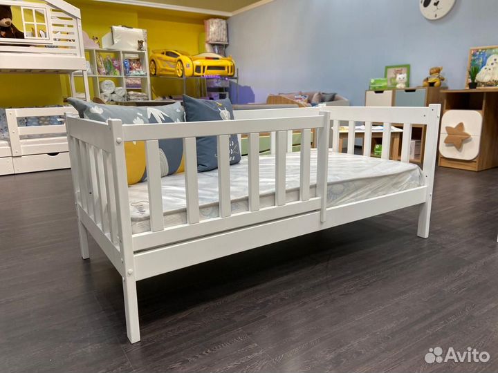 Детская кровать с Вертикальными бортами