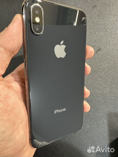 iPhone X, 64 ГБ