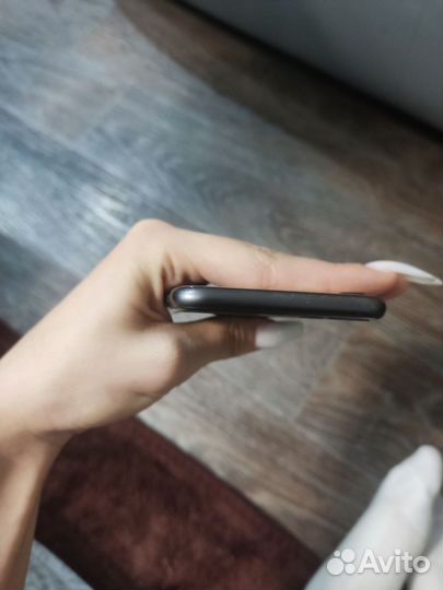 iPhone 8, 64 ГБ