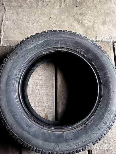 Accelera Beta 4.25/8 R8