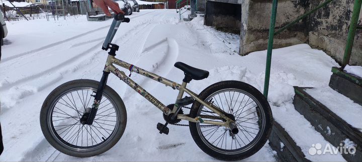 Трюковой велосипед bmx