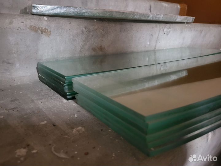 Полка стеклянная 6мм