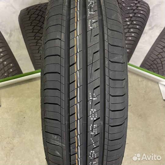 Tracmax X-Privilo TX5 205/50 R16 W