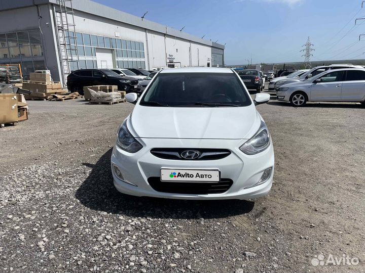 Hyundai Solaris 1.4 МТ, 2012, 231 000 км