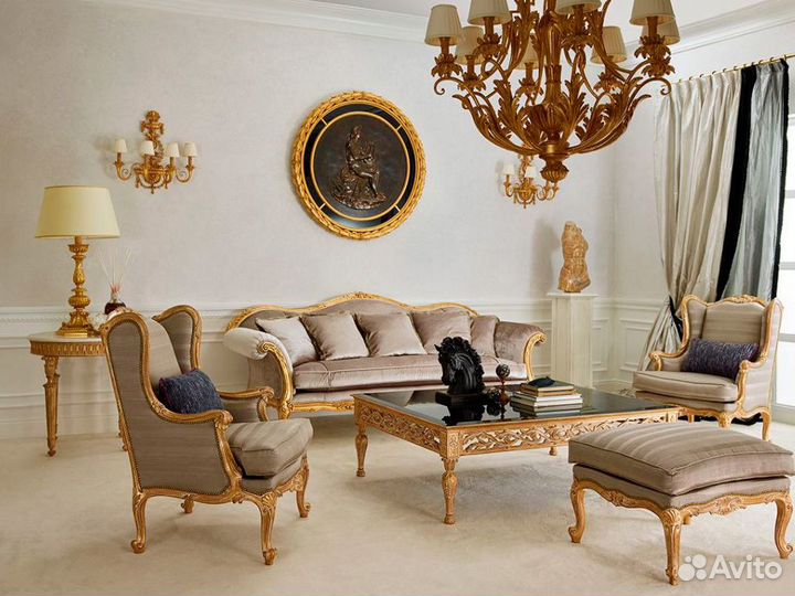 Продажа роскошно классического итальянского дивана 2250x0x0