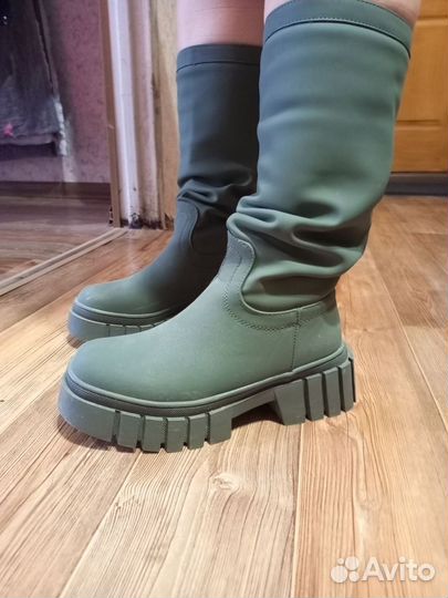 Зимние женские сапоги 38