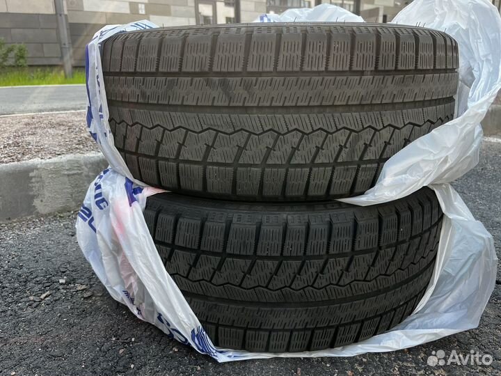 Sailun Ice Blazer Arctic 215/45 R17