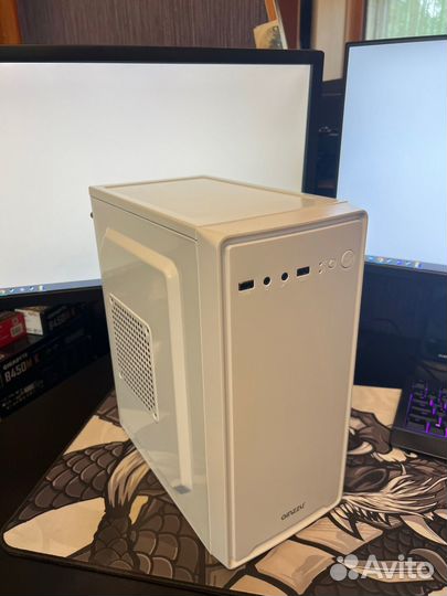Корпус компьютерный Ginzzu B185 White