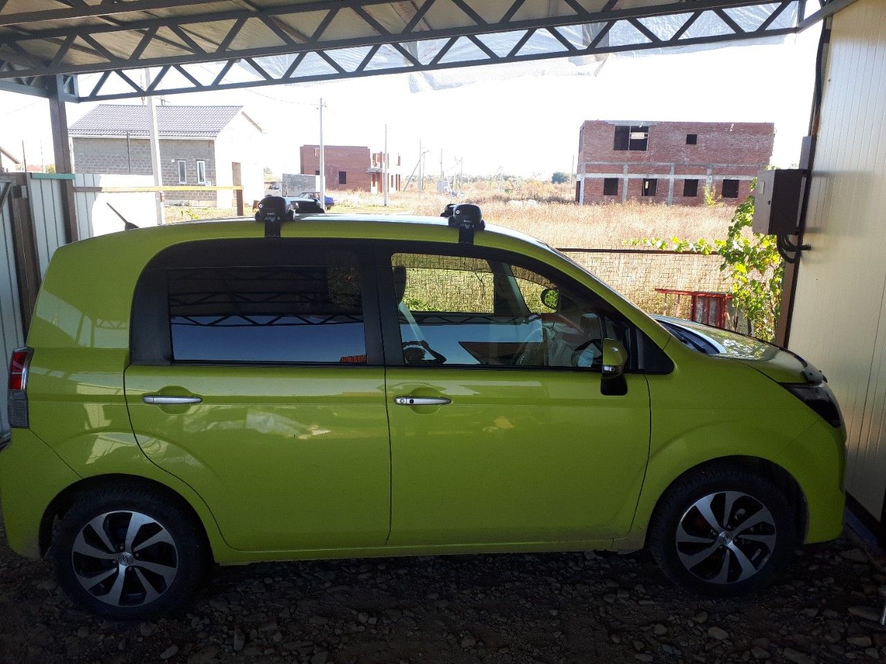 Toyota Spade: фото из отзыва
