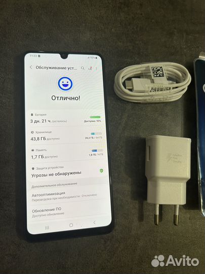 Samsung Galaxy A32, 4/64 ГБ