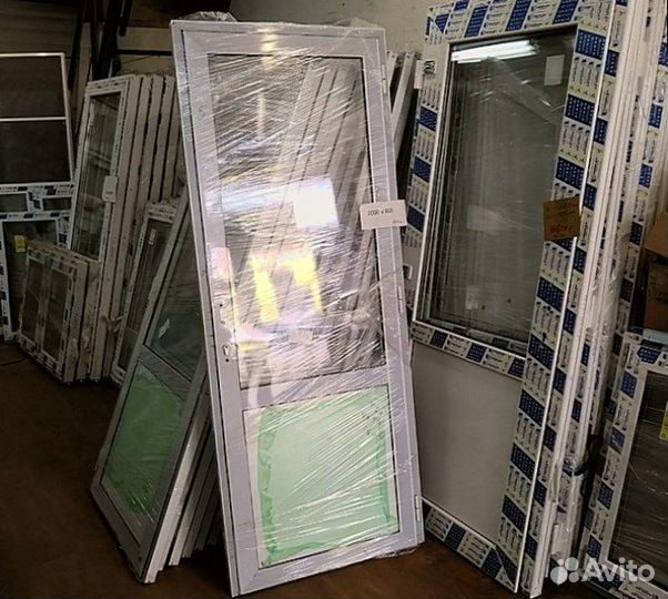 Двери алюминиевые