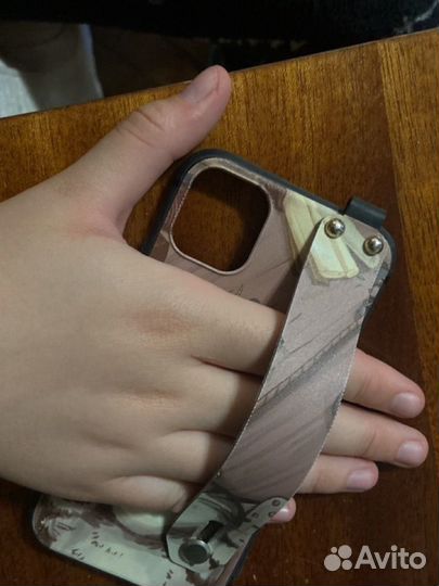 Чехол на iPhone 11