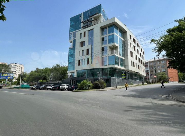 Офис с витражами на Проспекте