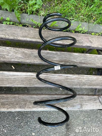 Пружина передняя для Mercedes E седан (W212)