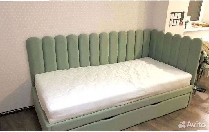 Кровать детская мягкая