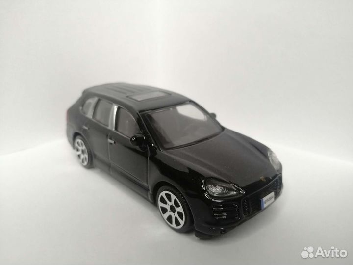 Модель 1/43 Porshe Cayene