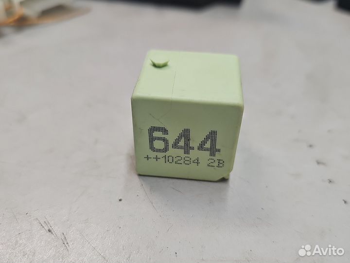 Реле 644 VAG 4H0951253