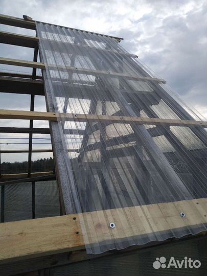 Монолитный профилированный поликарбонат 3-х метра