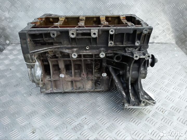 Блок цилиндров Bmw 3 E90 N46B20BD