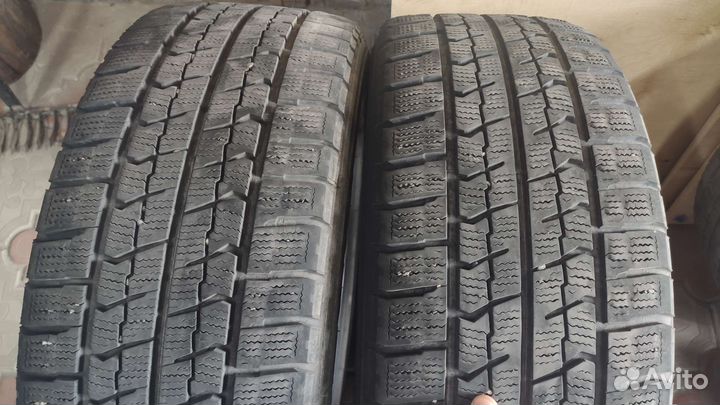 Goodyear Ice Navi Zea II 215/55 R17