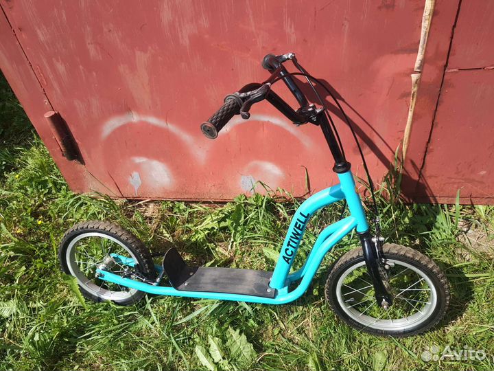 Самокат на больших колесах