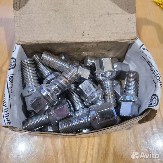 Болты Колесные VAG