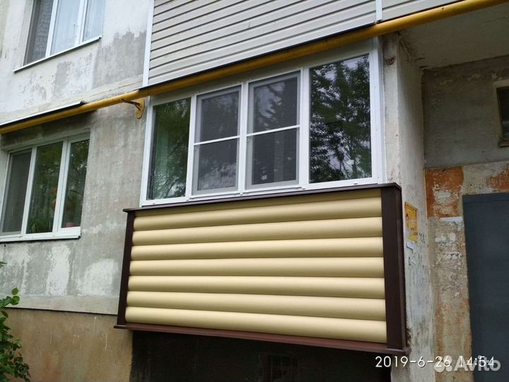 Отделка и остекление балконов