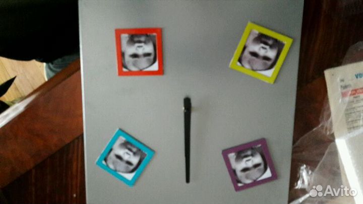 Часы с рамками для фото