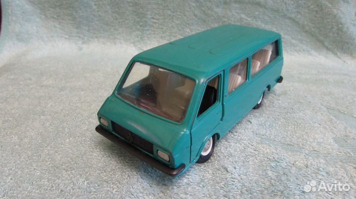 Раф 2203, Зелёный, СССР, 1:43