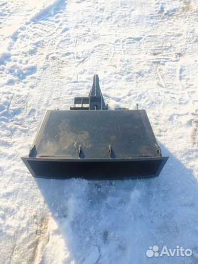 Ящик передней консоли Peugeot Partner 2\408