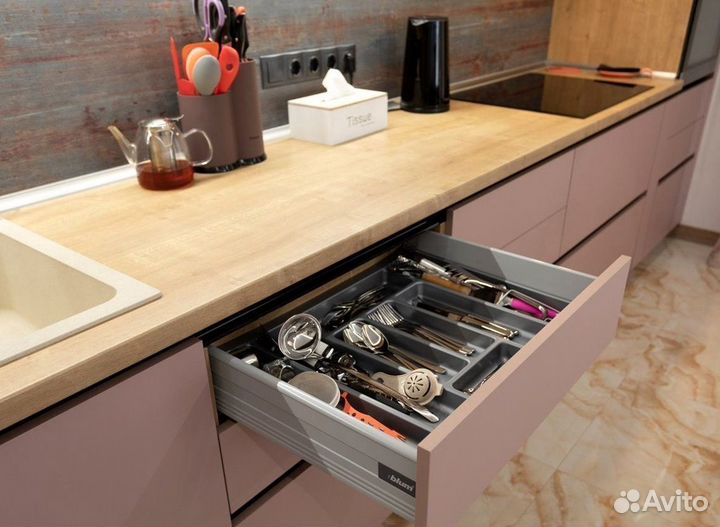 Кухонный гарнитур 