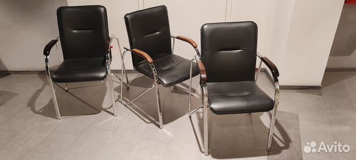 Офисный стул Samba с подлокотниками