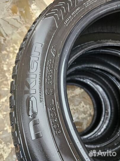 Nokian Tyres Hakkapeliitta 8 215/55 R17 98F