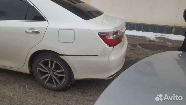 Продам бампер на Toyota camry