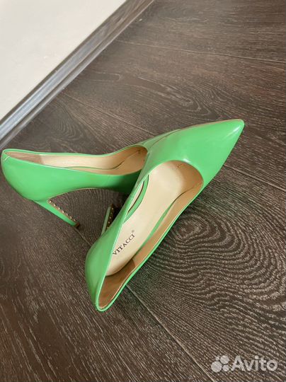 Туфли Vitacci 38 размер
