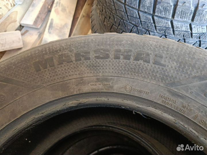 Marshal I'Zen RV Stud KC16 285/60 R18 116T