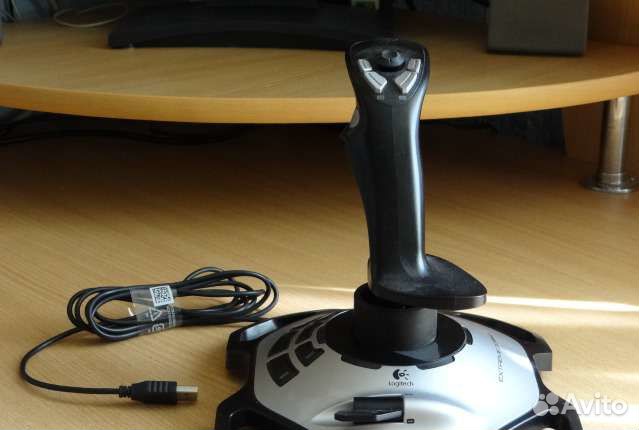 Джойстик Logitech Extreme 3D Pro