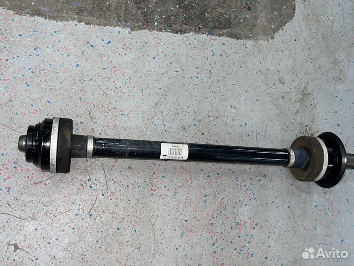 Приводной вал колеса Л задний BMW 7 G12 G11