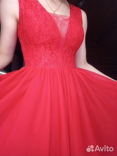 Сногшибательное вечернее платье