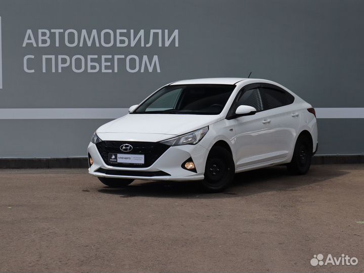 Hyundai Solaris 1.6 AT, 2022, 111 800 км