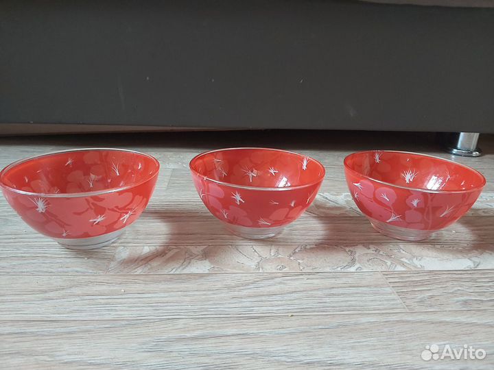 Тарелки глубокие, небольшие