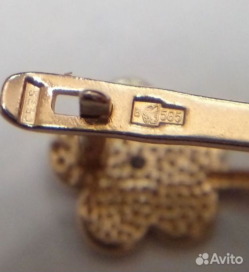 Серьги с фианитами и эмалью (с)