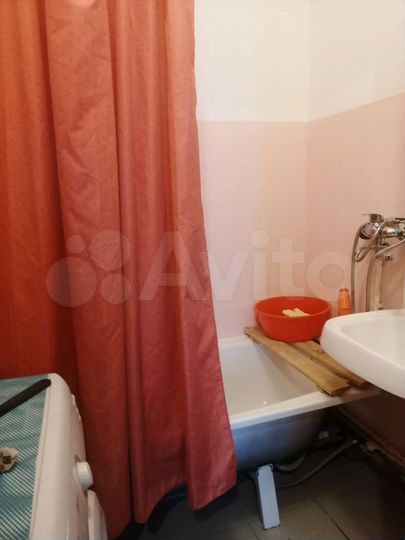 3-к. квартира, 60 м², 2/2 эт.