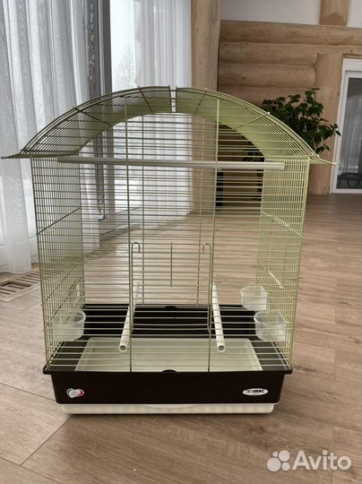 Клетка для средних и крупных птиц